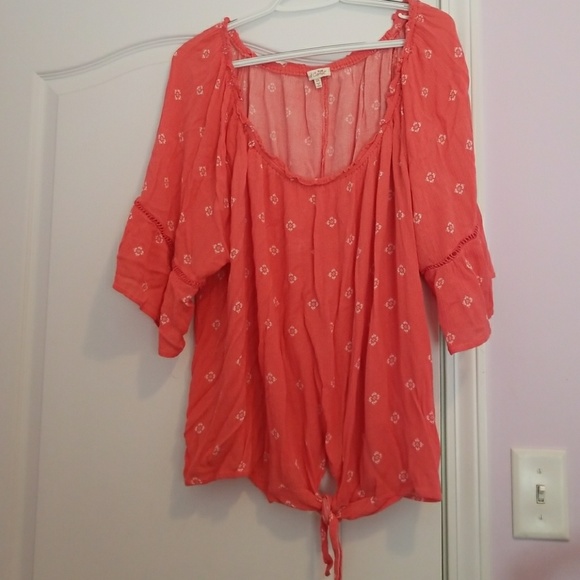 3x top - Picture 1 of 3